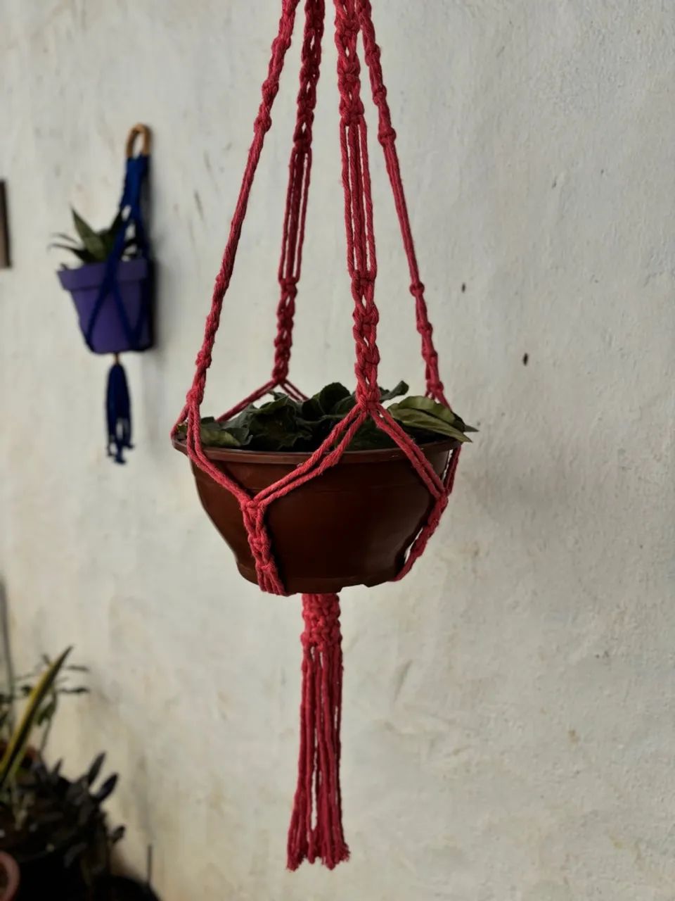 Suporte de Plantas em Macramê - Feito à Mão | Cor Pink - Foto 4