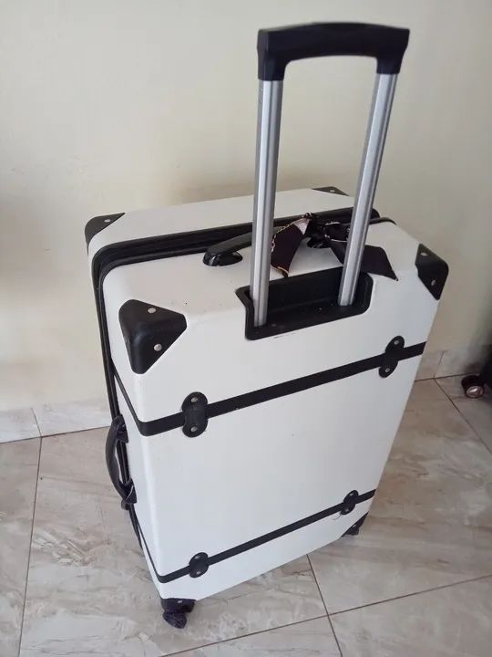 02 Mala de Viagem Semi Nova - Foto 2