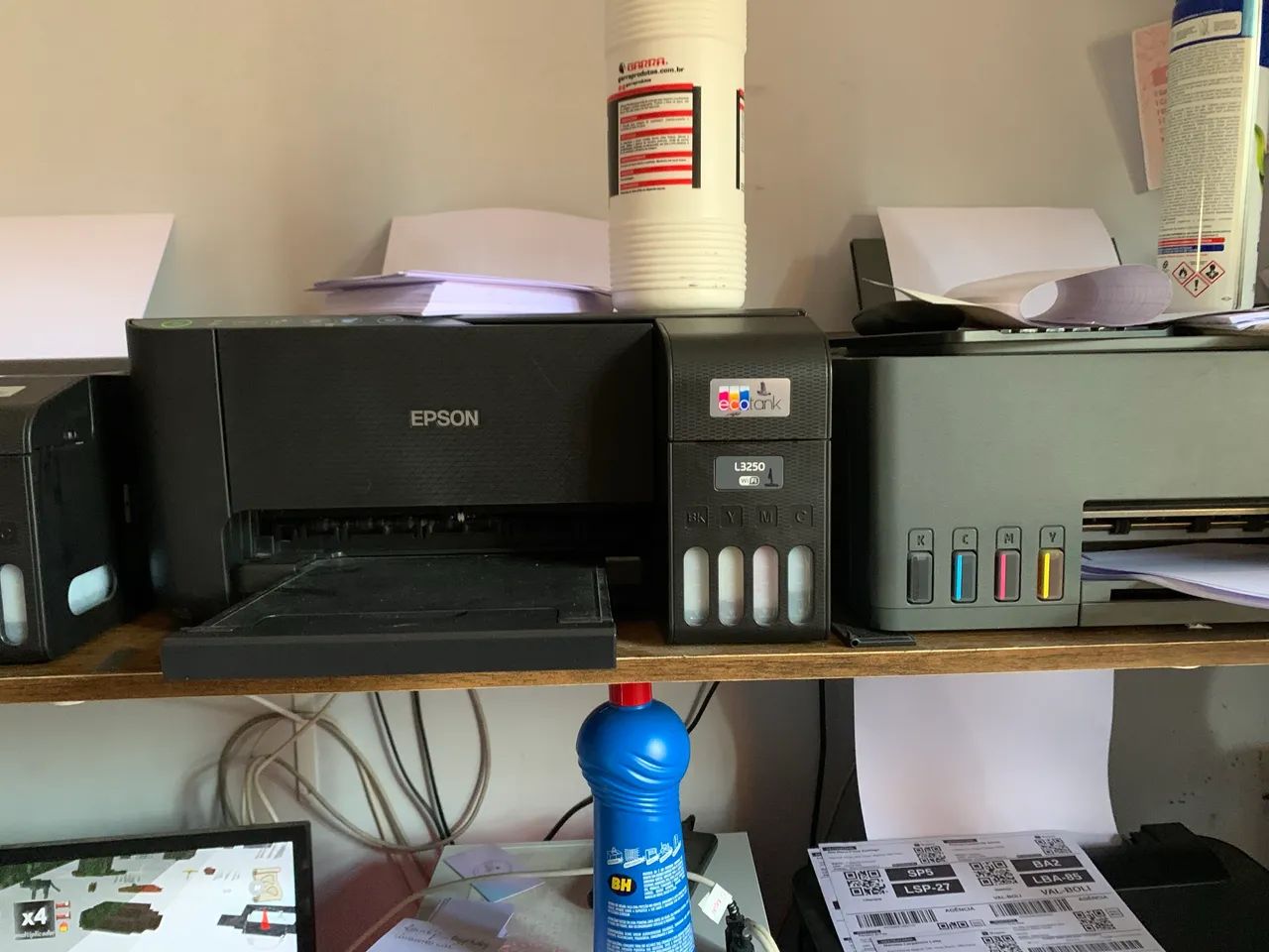 Vendo Papelaria personalizada e gráfica completa