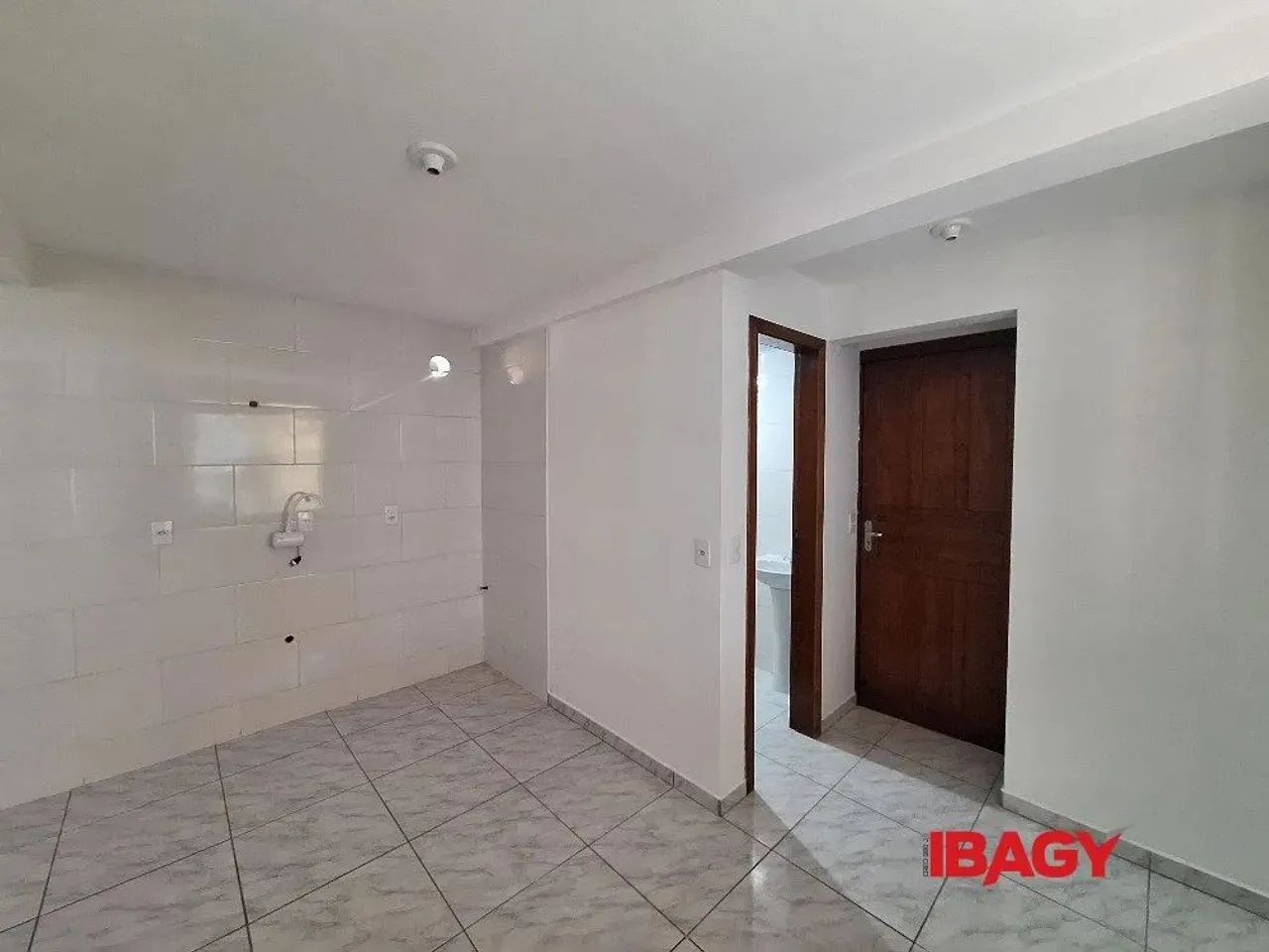 Excelente Apartamento 2 dormitório(s) em Agronômica - Florianópolis - Foto 2