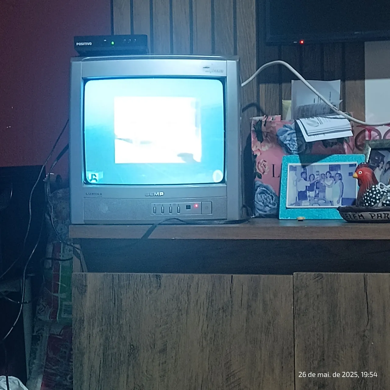 TV Semp Lumina - Tela de Tubo
