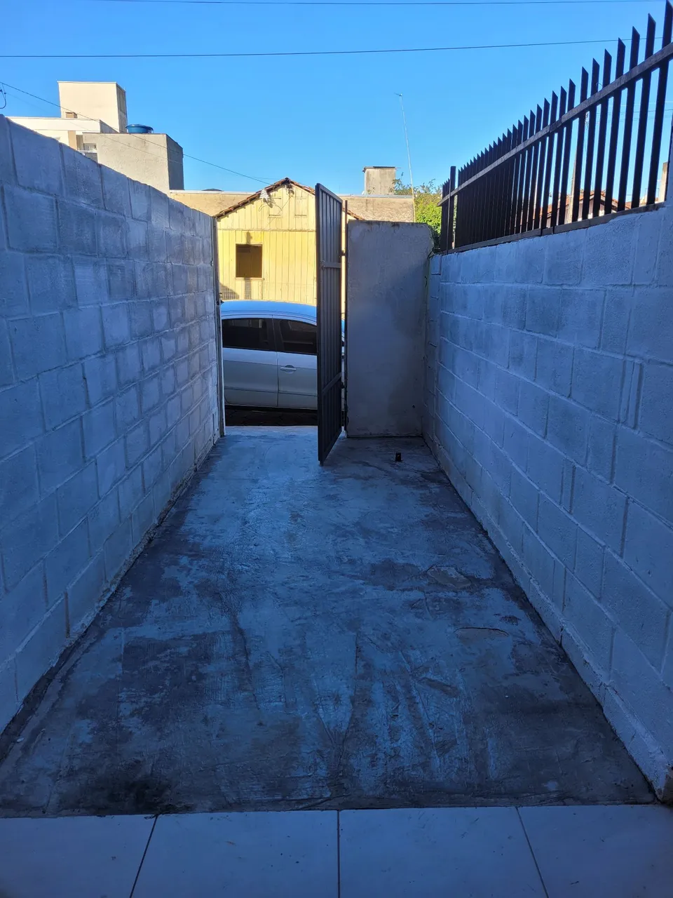 Apto de 1 dormitório aluguel anual em Camboriú, Bairro Areias, rua do Comprão