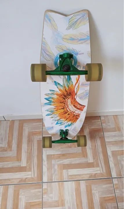 Longboard com Design Tribal
