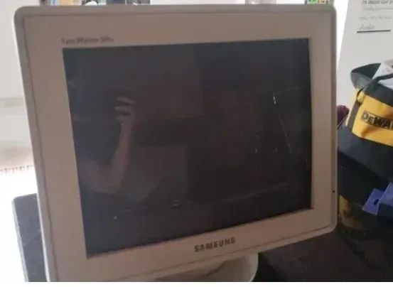 Monitor Tubo Samsung LB15VSPN/XAZ otimo estado - Foto 4