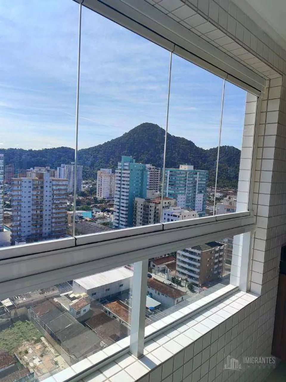 Apartamento à venda no Canto do Forte, Praia Grande SP