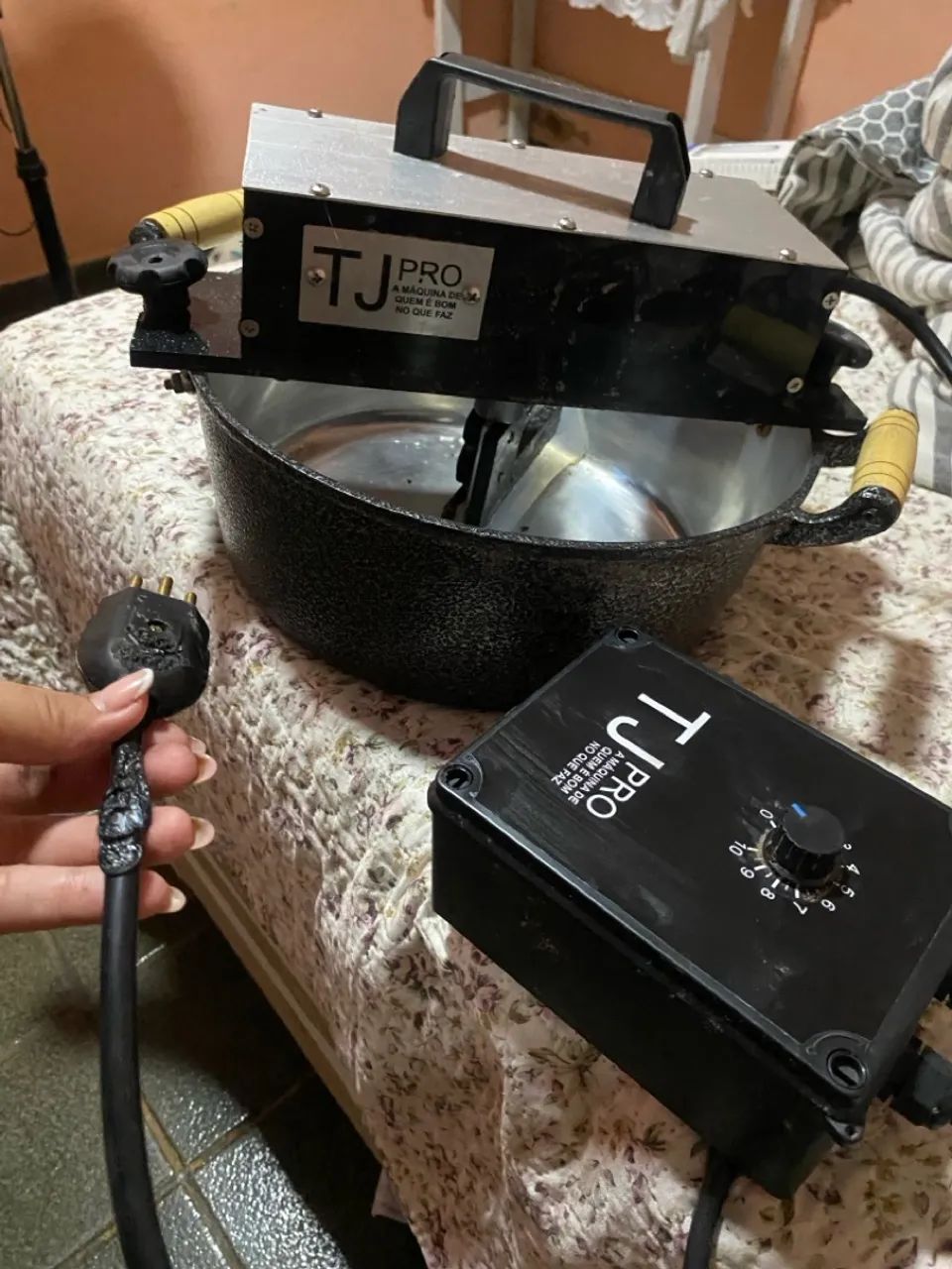 Panela mexedora TJ 7 litros  - Foto 2