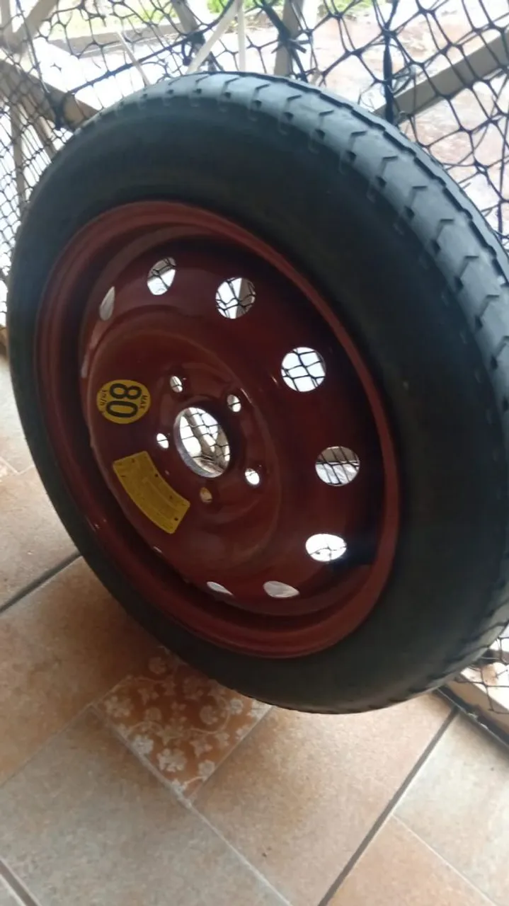 Estepe BMW