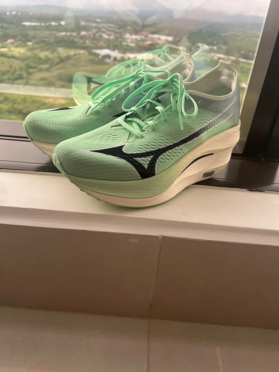 Tênis Mizuno Wave Rebellion Pro 42 - Novo!