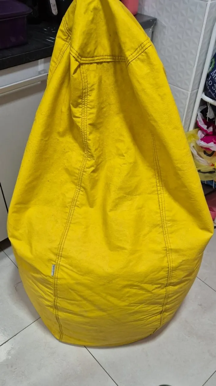 Oportunidade! Vendo assento puff da marca Tok Stok de alta qualidade material.