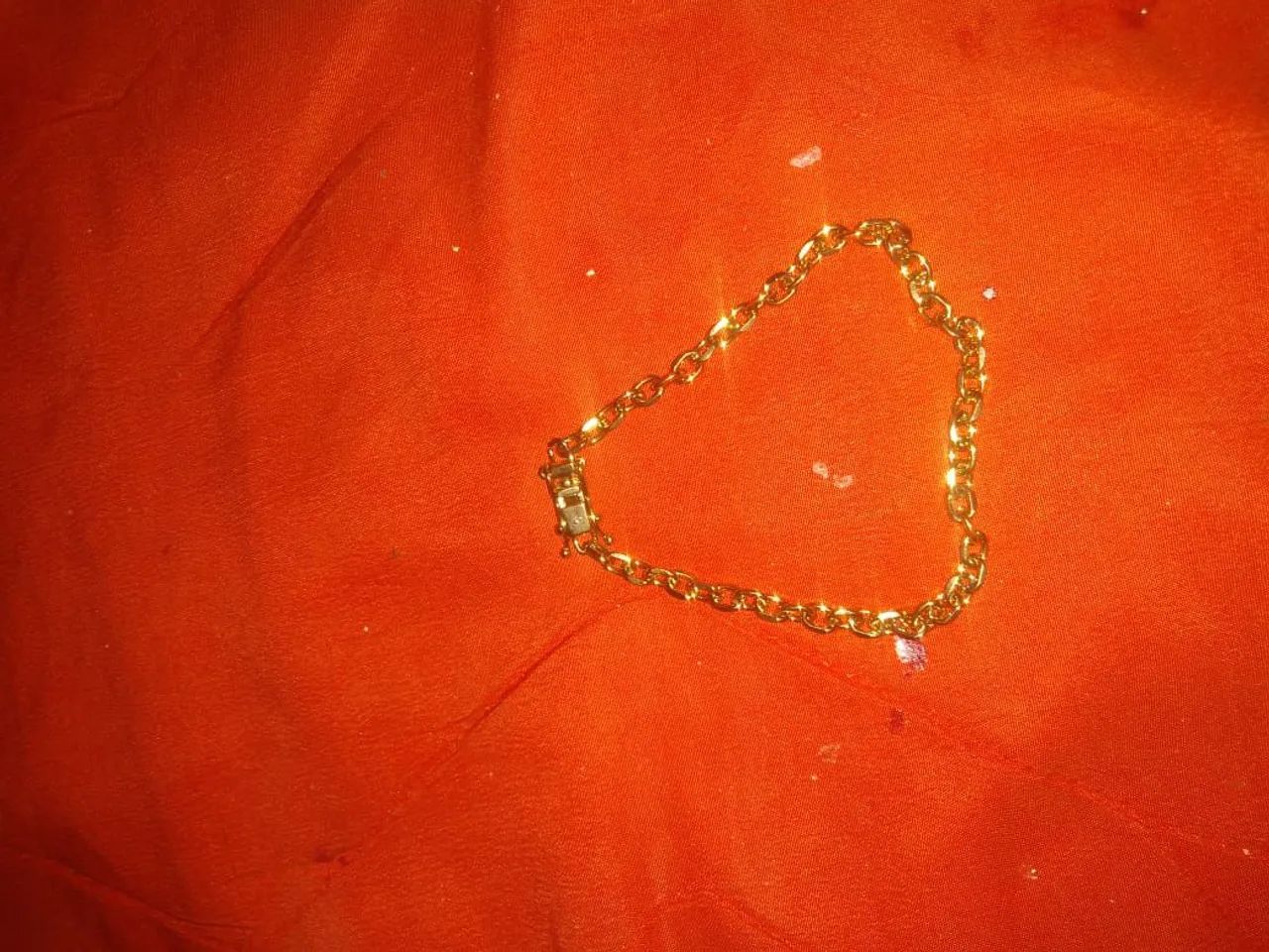 Pulseira masculina dourada com feixo cadeado*nova*! - Foto 2