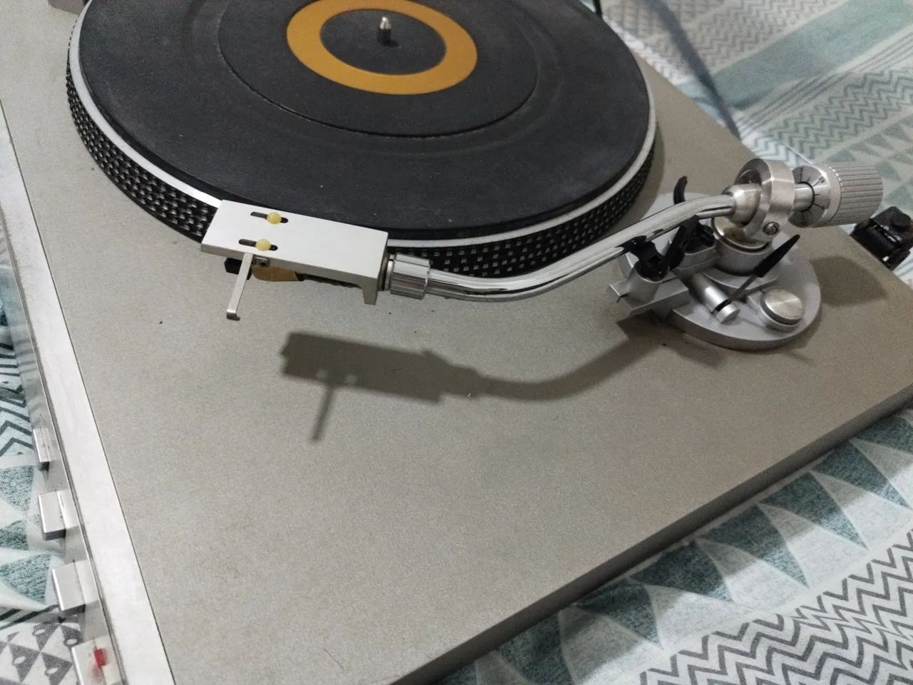 Toca discos profissional com pitch e shell DD 8080  - Foto 2