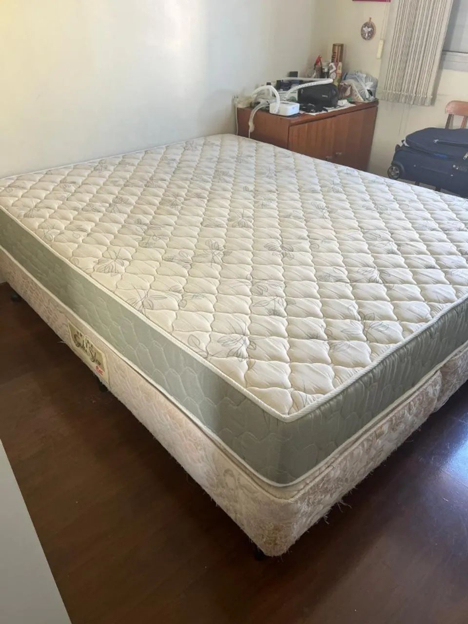 Cama de casal king size - colchão Castor Golden Star, 198 x 156 x 35                      