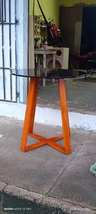 Mesa de centro em madeira - Foto 2