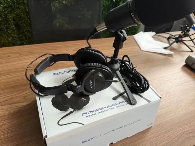 Microfone Zoom Podcast - Impecável, Com Caixa e Manual