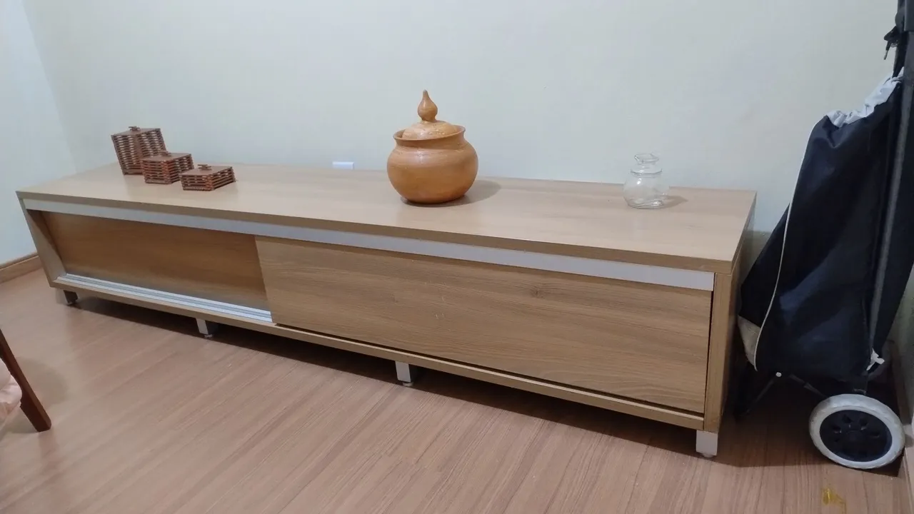 Aparador elegante e funcional
