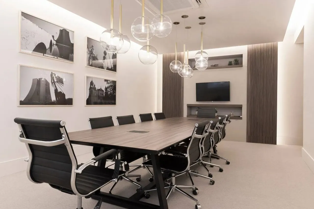 Office e Saúde juntos num Conjunto comercial