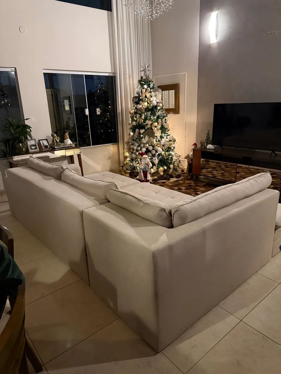 Sofá retrátil 5 lugares com divã esquerdo. Fabrispuma. 3,10 m. - Foto 4