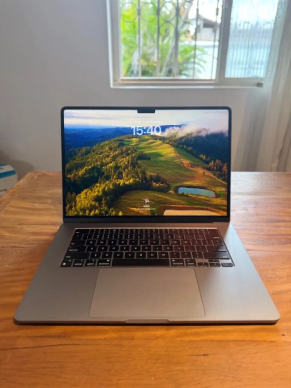 Macbook Air M2 Apple 8gb Ram 256gb Ssd Cinza espacial - Notebooks