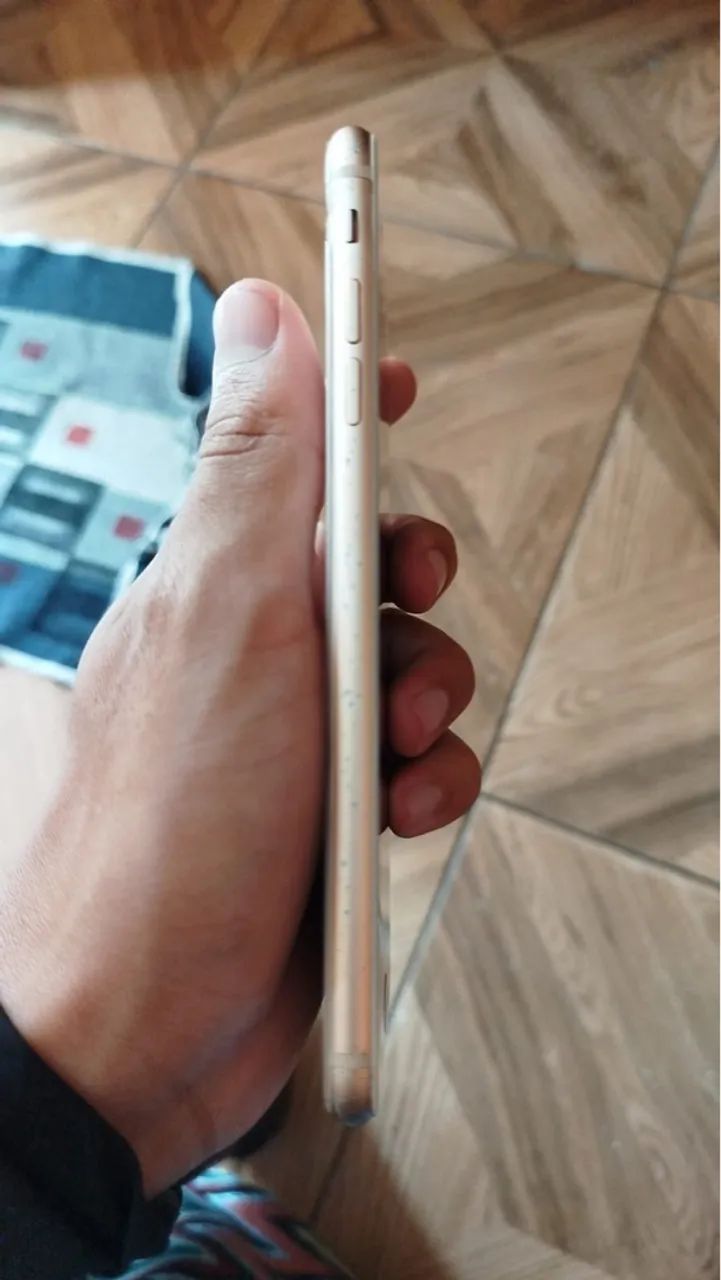 IPHONE 8 PLUS  - Foto 4