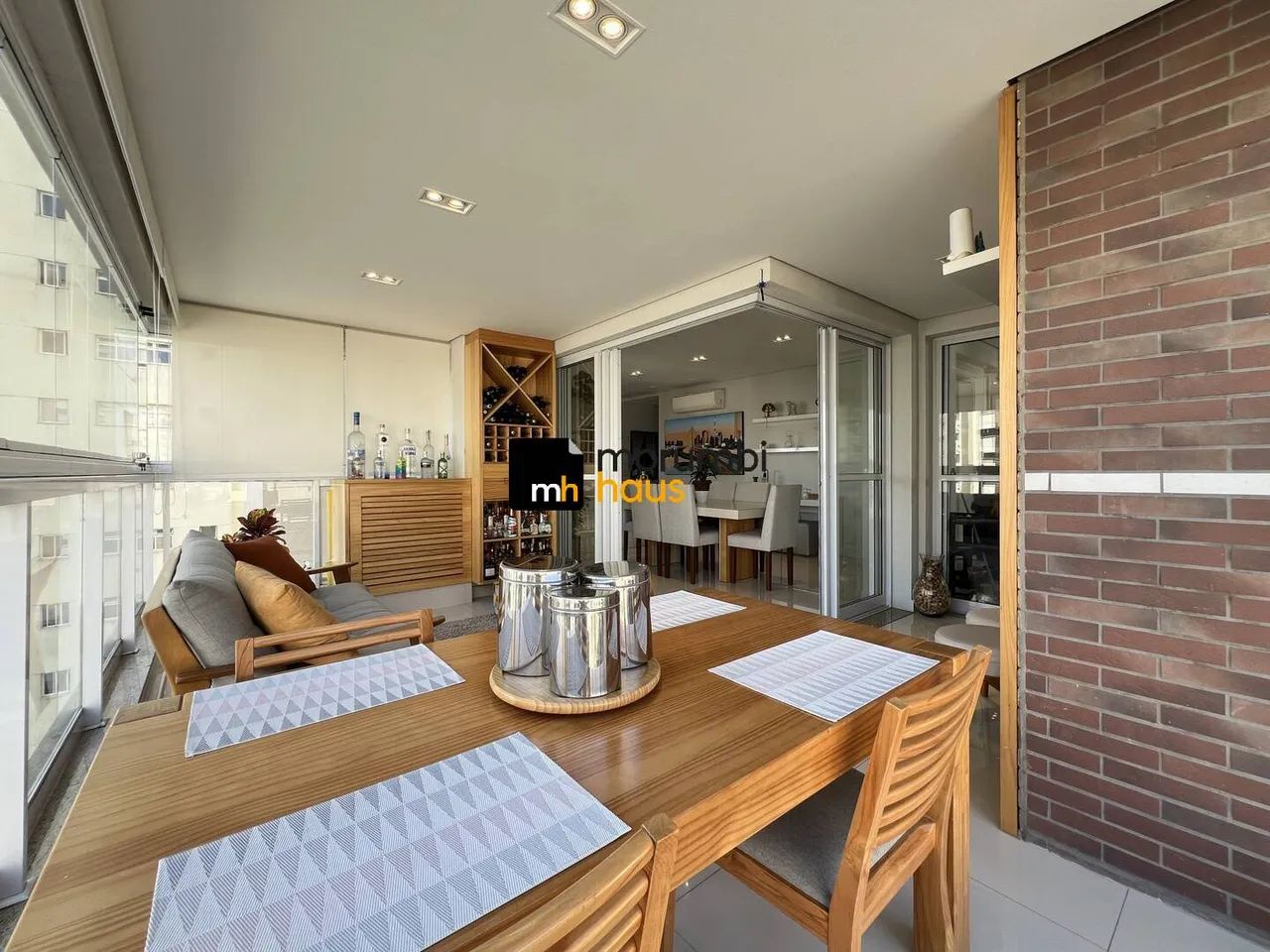 APARTAMENTO MOBILIADO IMPECÁVEL  PRONTO PARA MORAR! - Foto 2