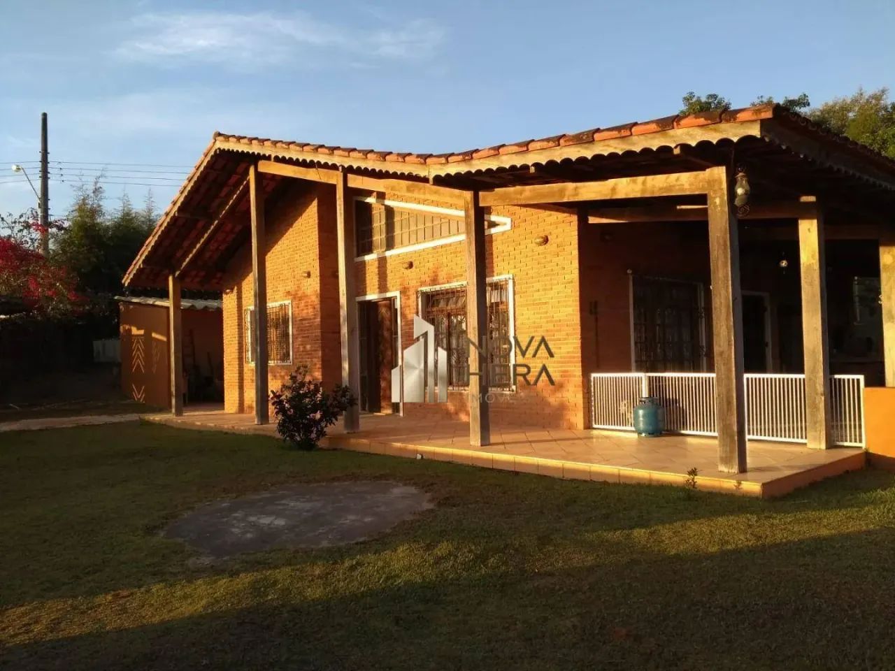 Refúgio no Porta do Sol: Chácara de 12.500m² com 500m² de área construída