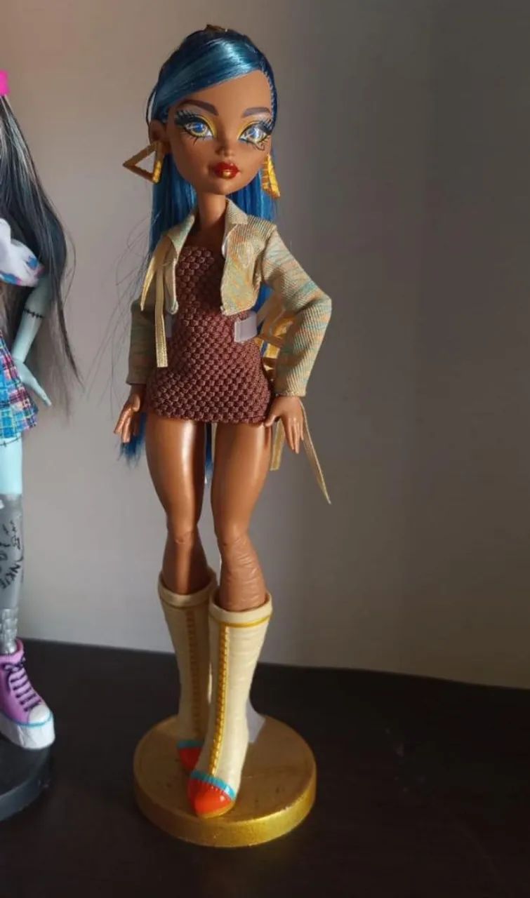 Monster high Cleo básica (completa)
