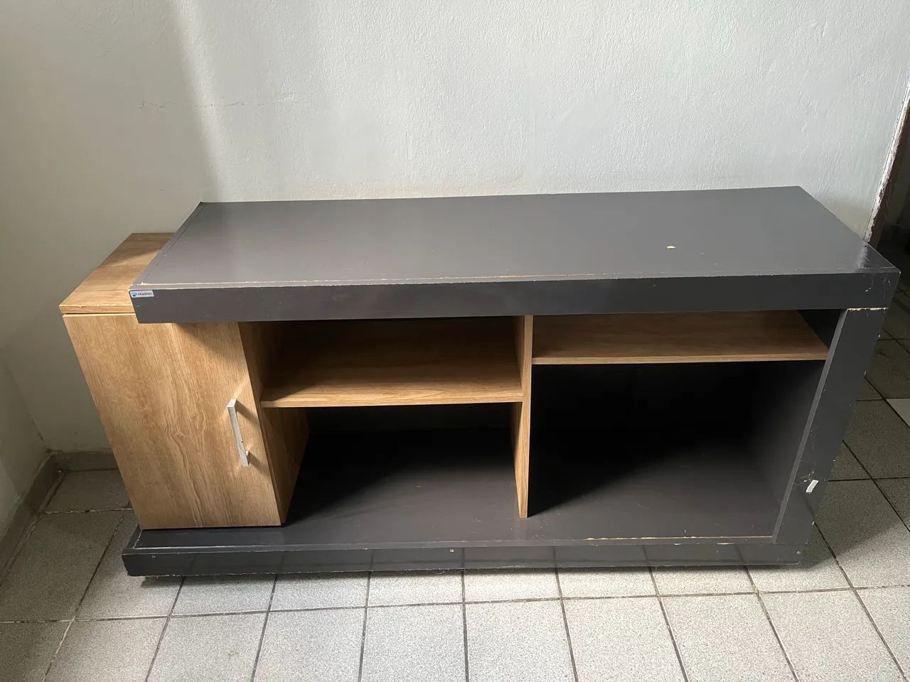 ? Rack para TV com amplo espaço para aparelhos, objetos e decoração!  - Foto 2
