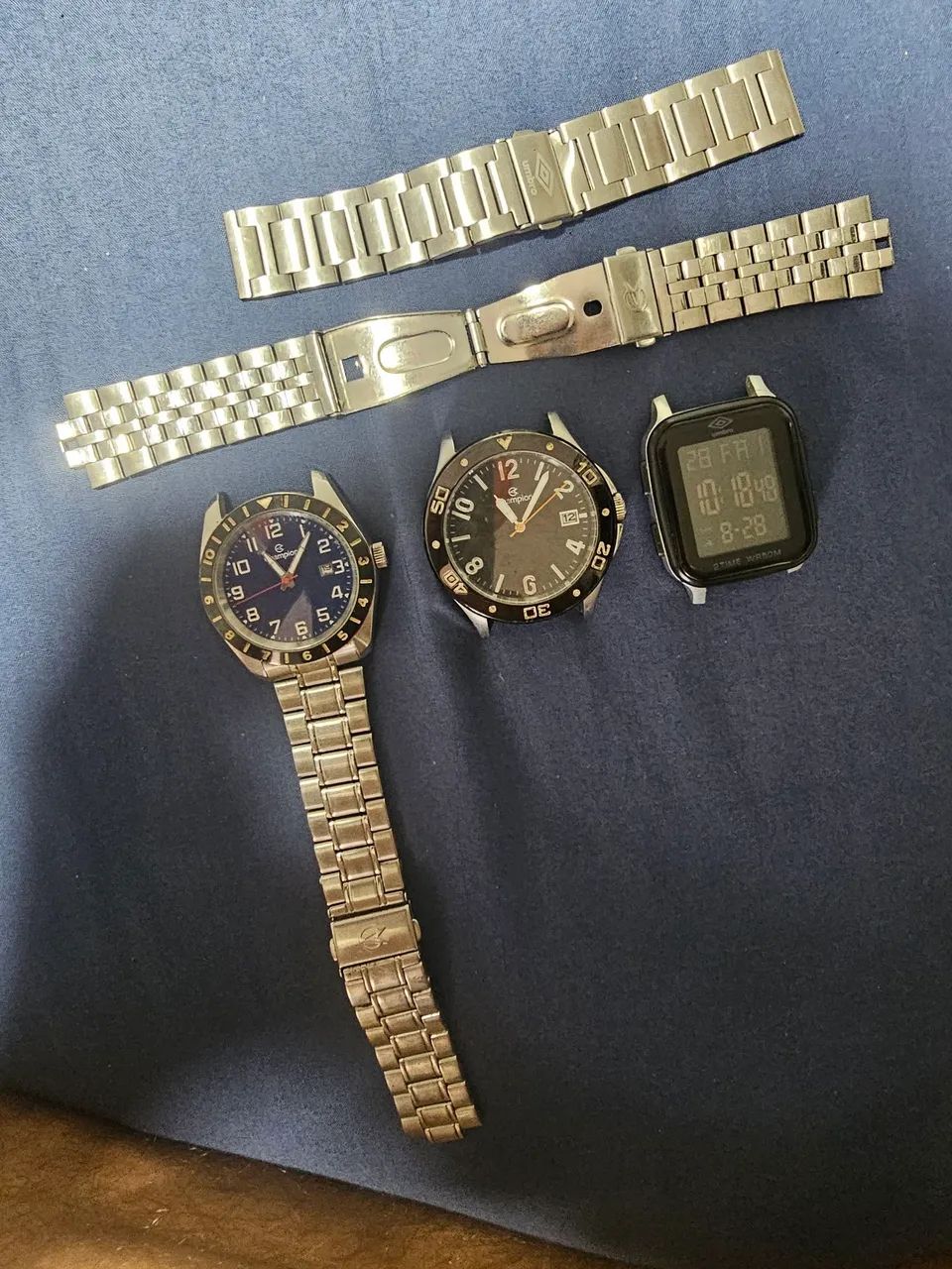 Lote 3 Caixas de Relógio (2 Champion Quartz + 1 Umbro Digital) + Pulseiras