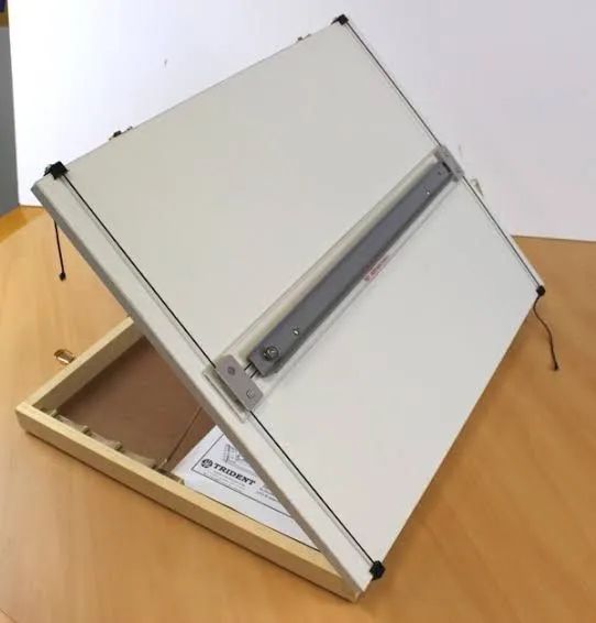 Mesa de desenho portátil 