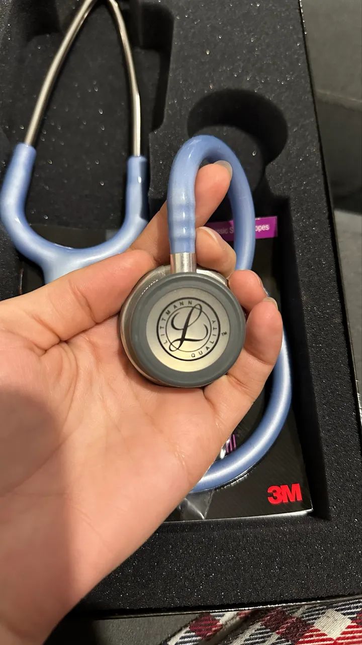 Estetoscópio Littmann Classic III azul - Foto 4