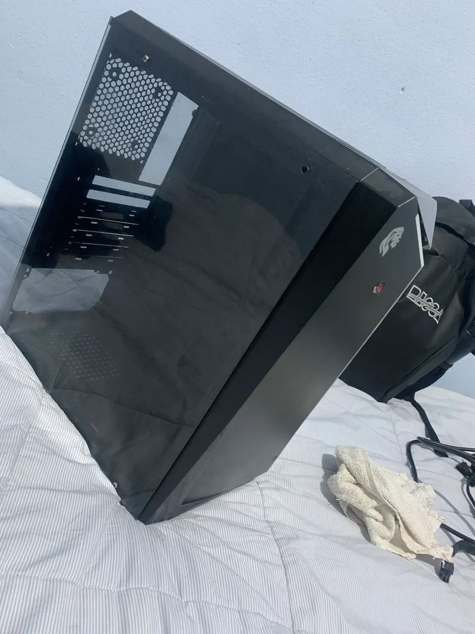 Gabinete pc gamer 