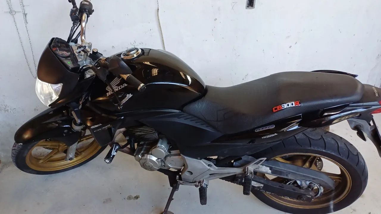 Honda CB300 2015 - Foto 3