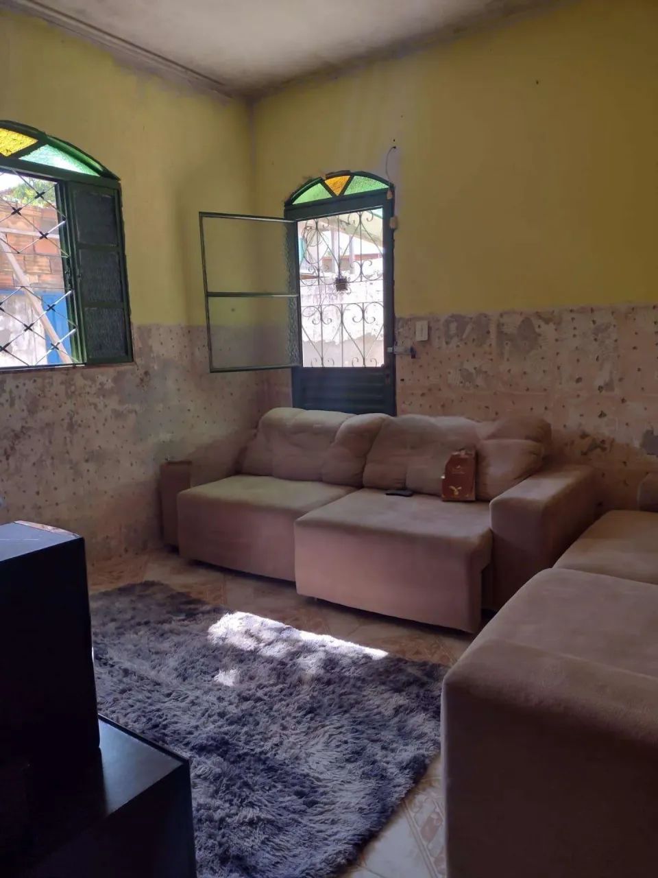 Imóvel para venda tem 360 metros quadrados com 2 quartos