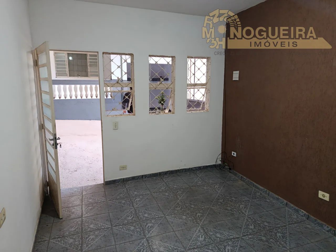 Galpão Comercial 600m² com Escritório e Estrutura Completa - Pronto para Uso - Foto 3