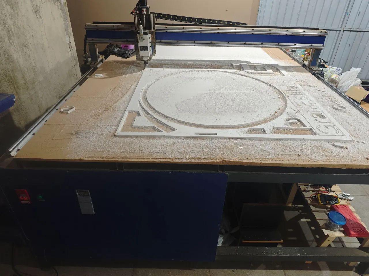 Troco/parcelo. Router CNC Industrial de 320x210 cm. 100% operativar+ portátil +fresas - Foto 2