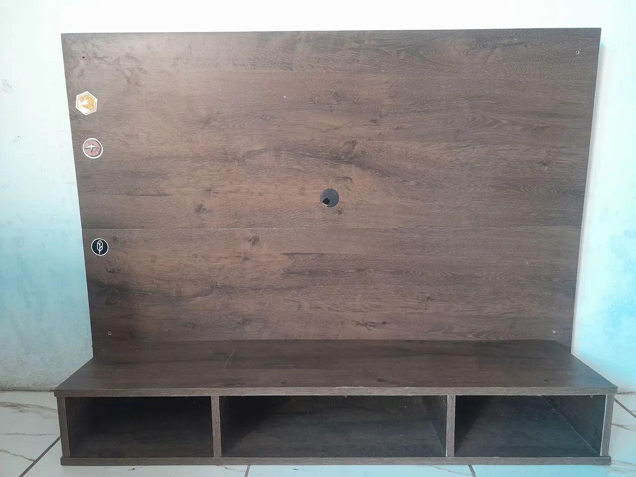 Painel pra TVs de até 50 polegadas 