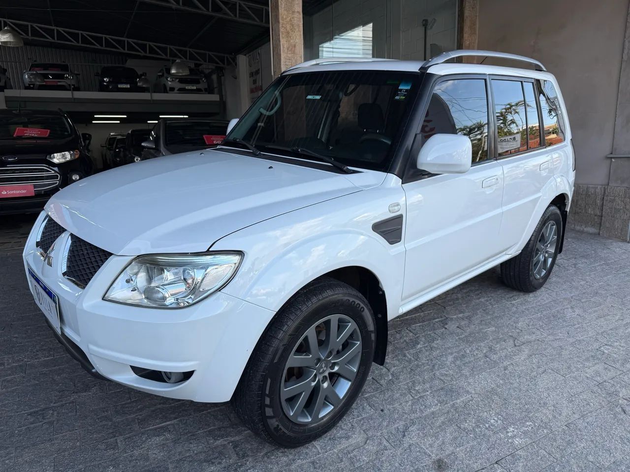 Mitsubishi Pajero 2014