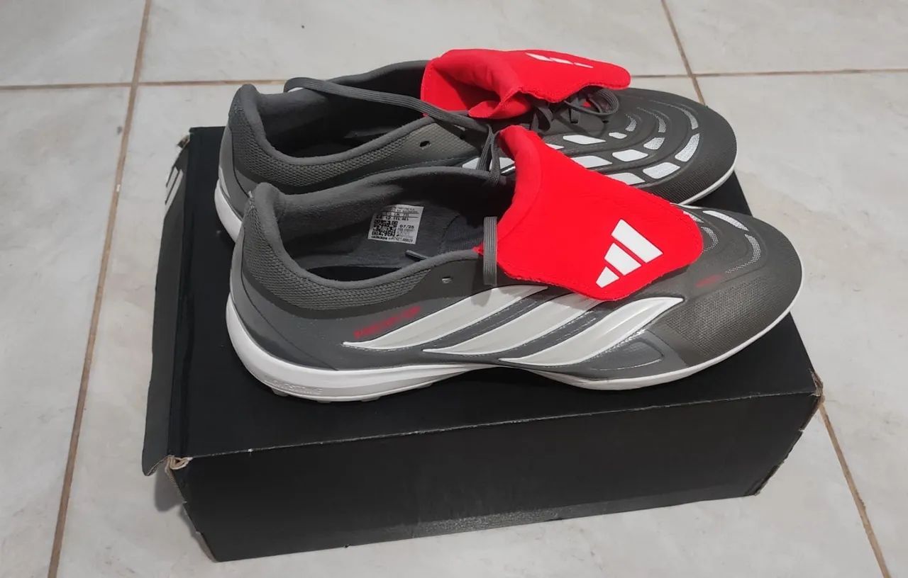 Chuteira Adidas Predator League FT TF Society - Foto 3