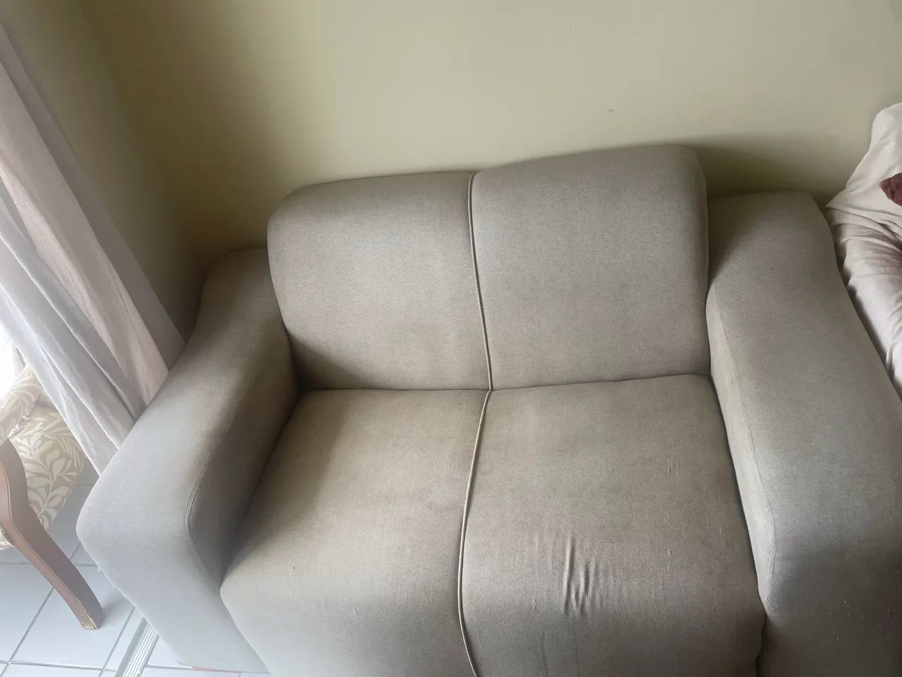 Sofá de 2 lugares