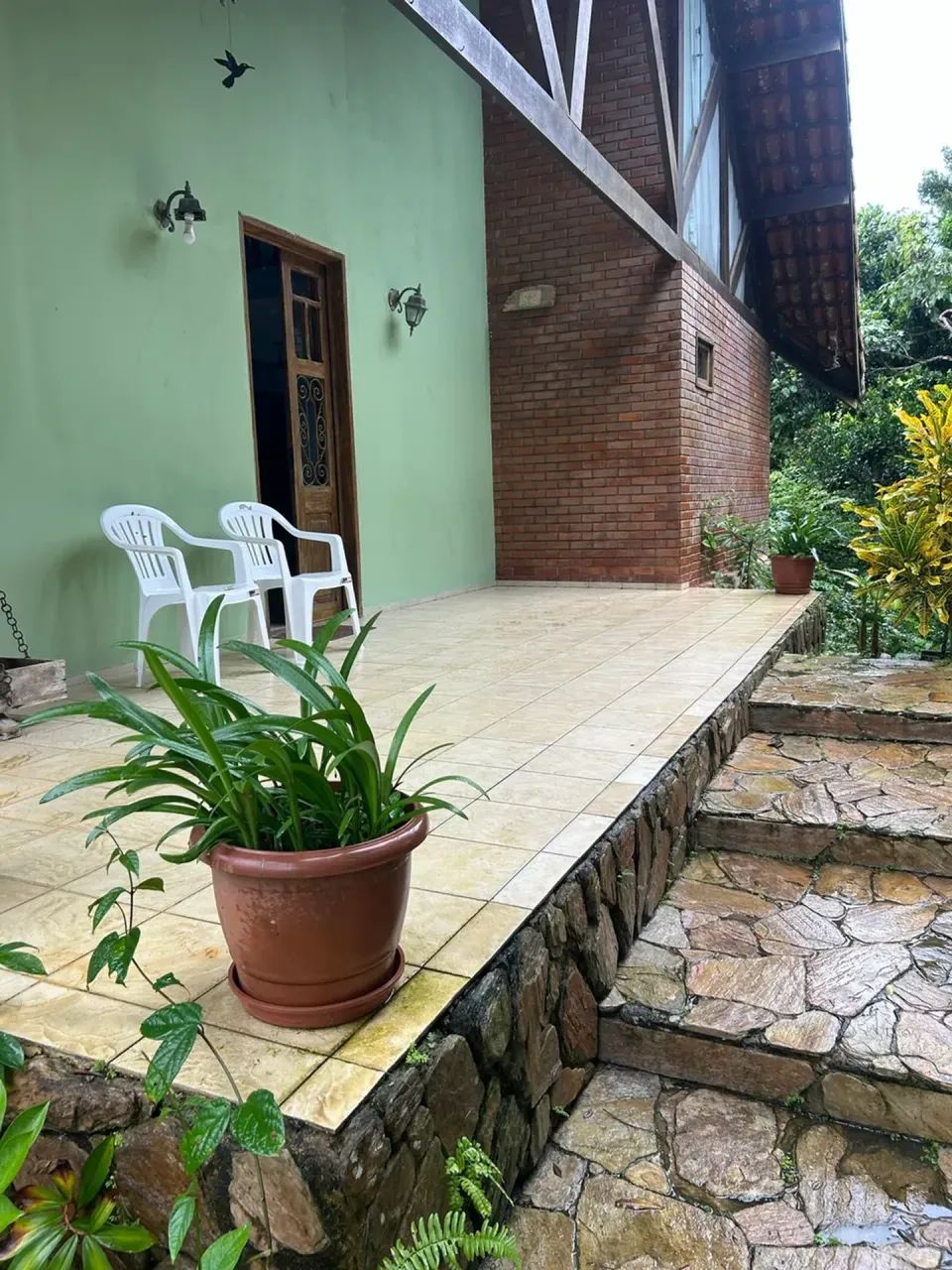 Alugo linda casa em condominio - Foto 3