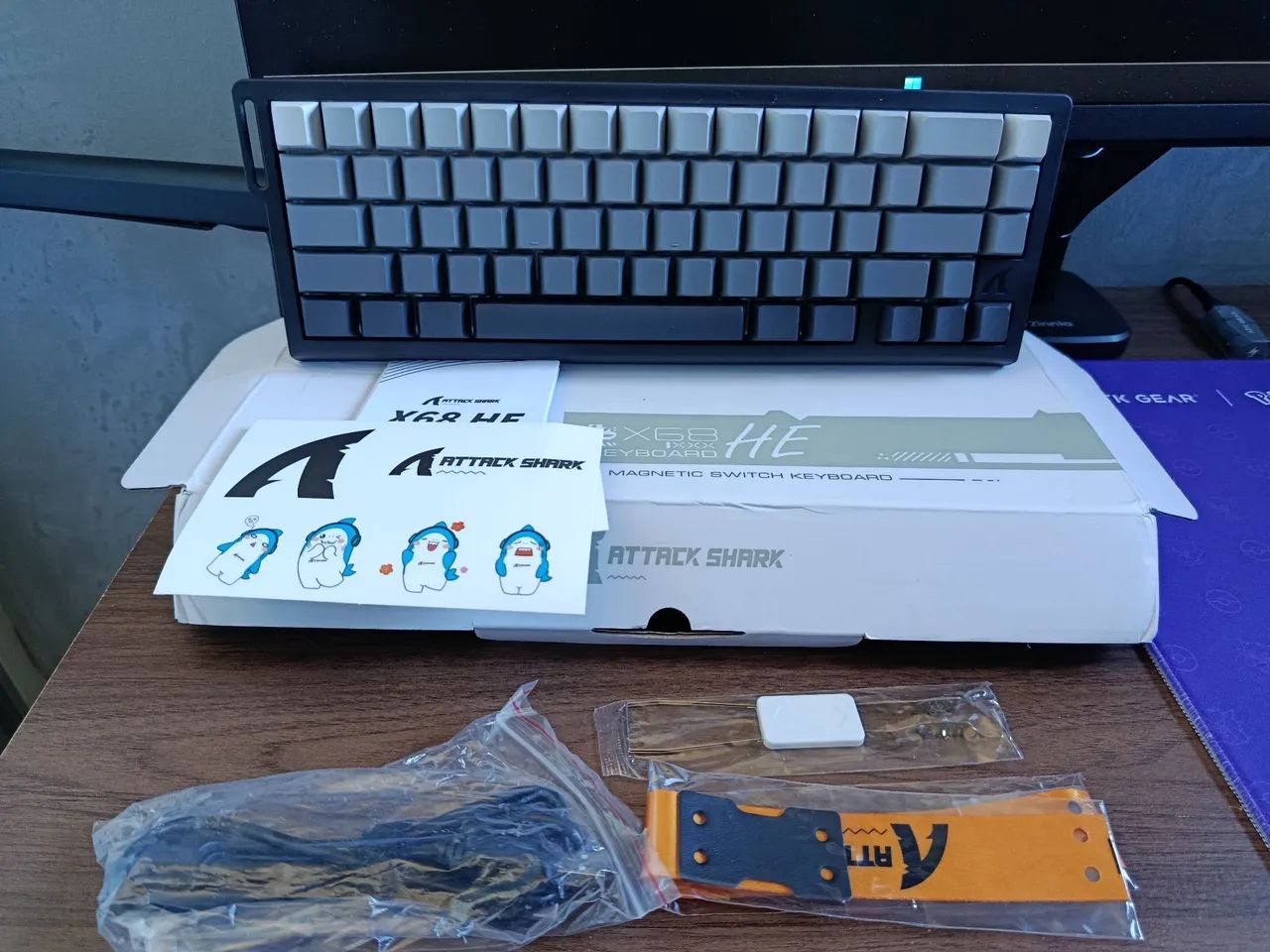 ATTACK SHARK X68HE - (NOVO SEM USO)TECLADO MAGNÉTICO 