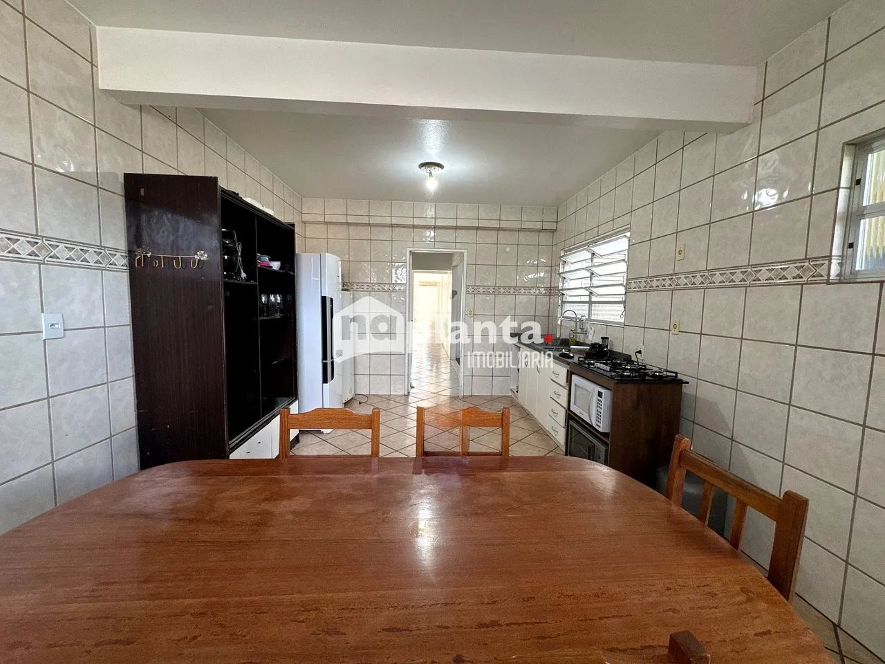 Sobrado com 03 Dormitórios em Florianópolis no Jardim Atlântico com 2 vagas. - Foto 2