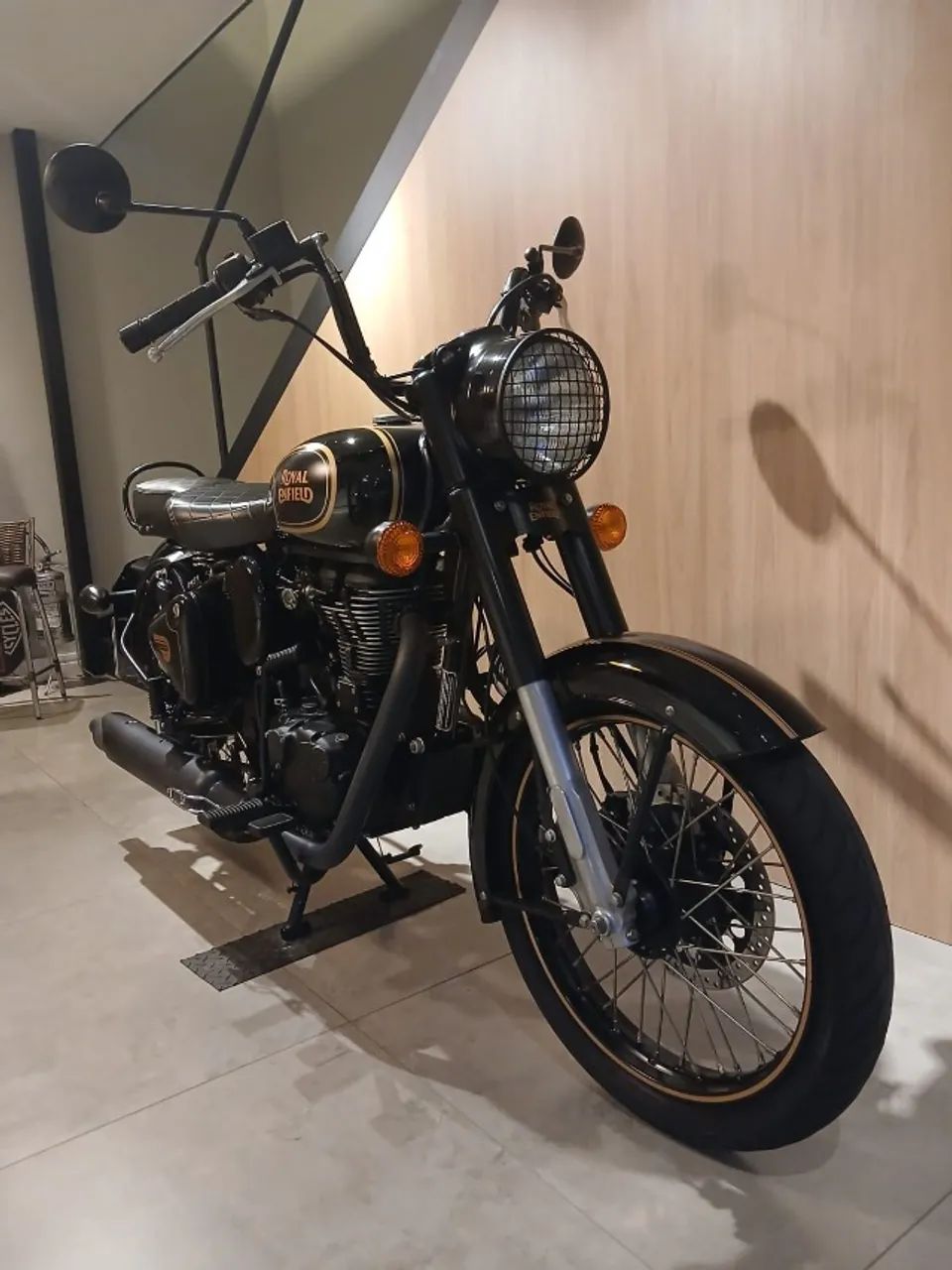 Royal Enfield Classic 500  - Foto 2