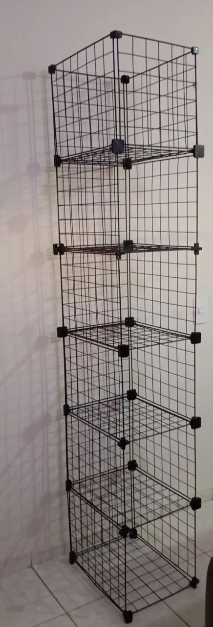 Estante de ferro