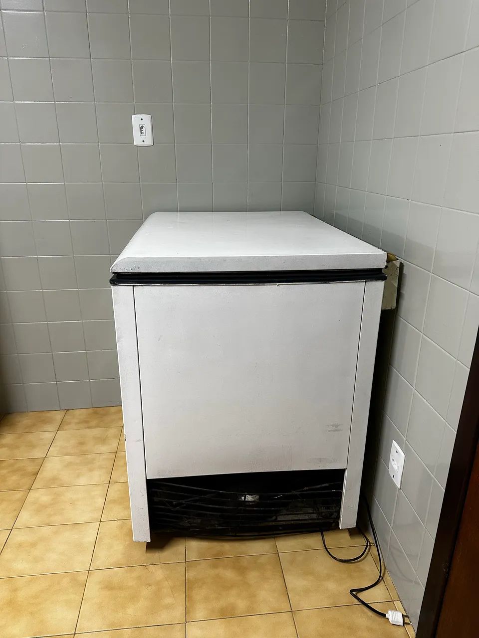 Freezer Horizontal Consul 309 Litros - Foto 4