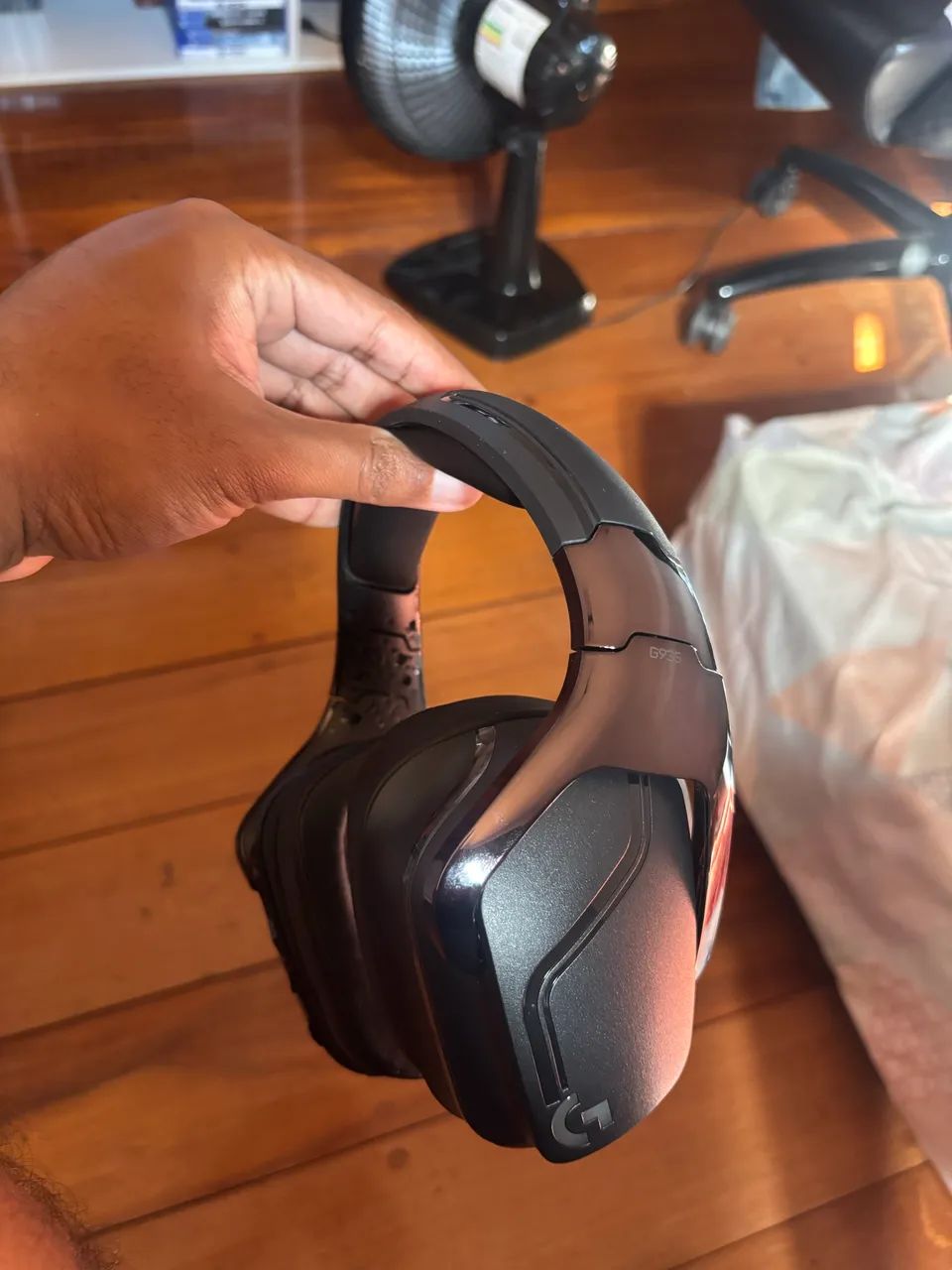 Headset Logitech G935 - Foto 2