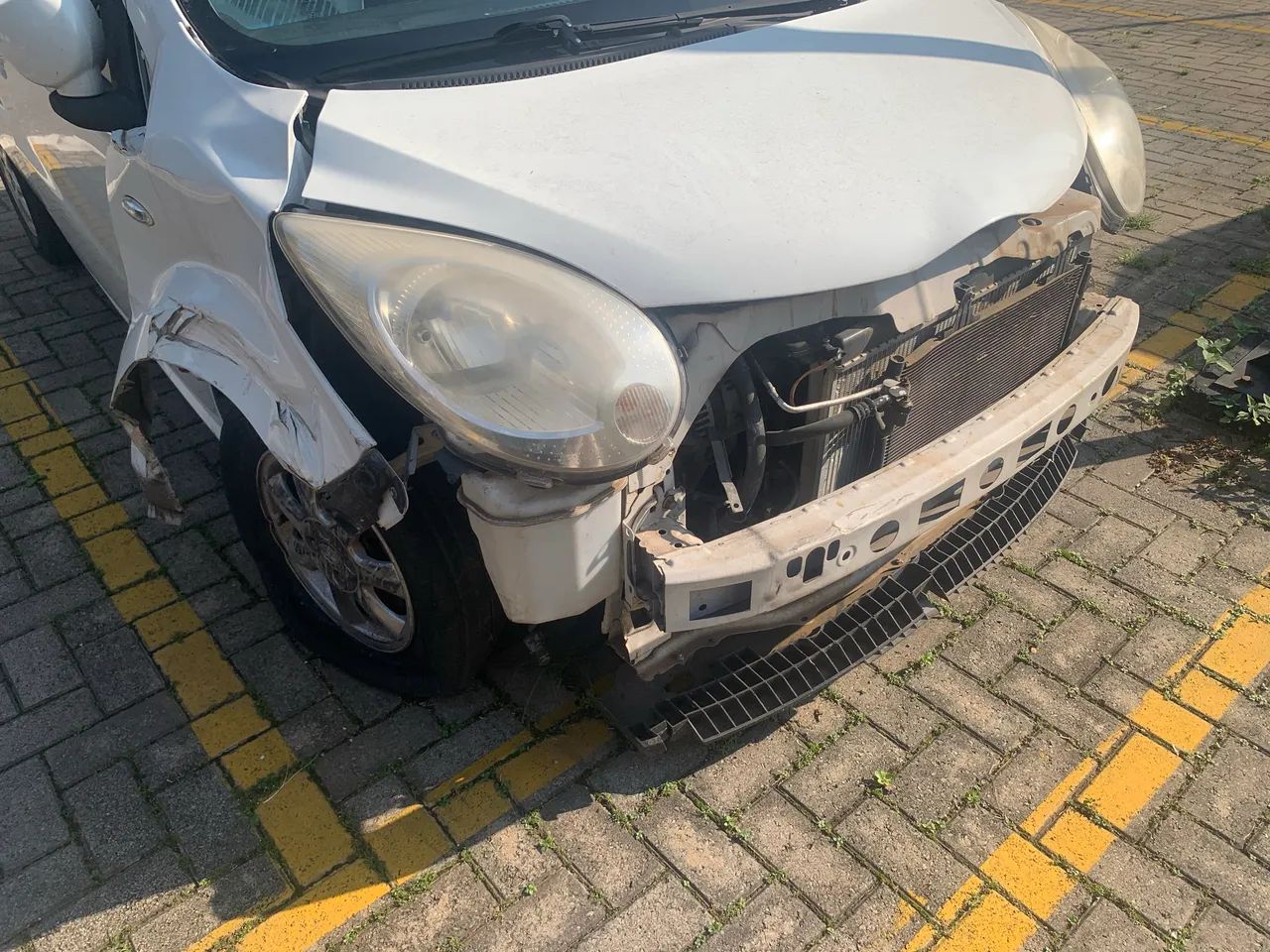 JAC J2 1.4 16V 5P Mec. 2014 - Foto 2