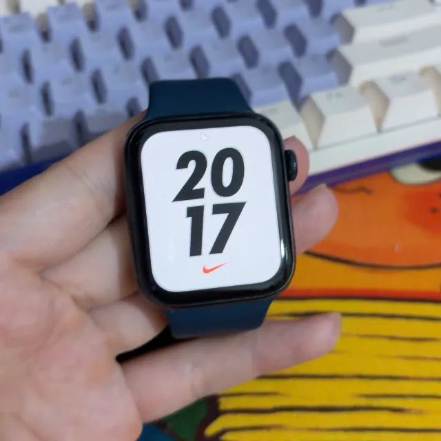 Apple Watch SE2 44MM 82% Sem detalhes