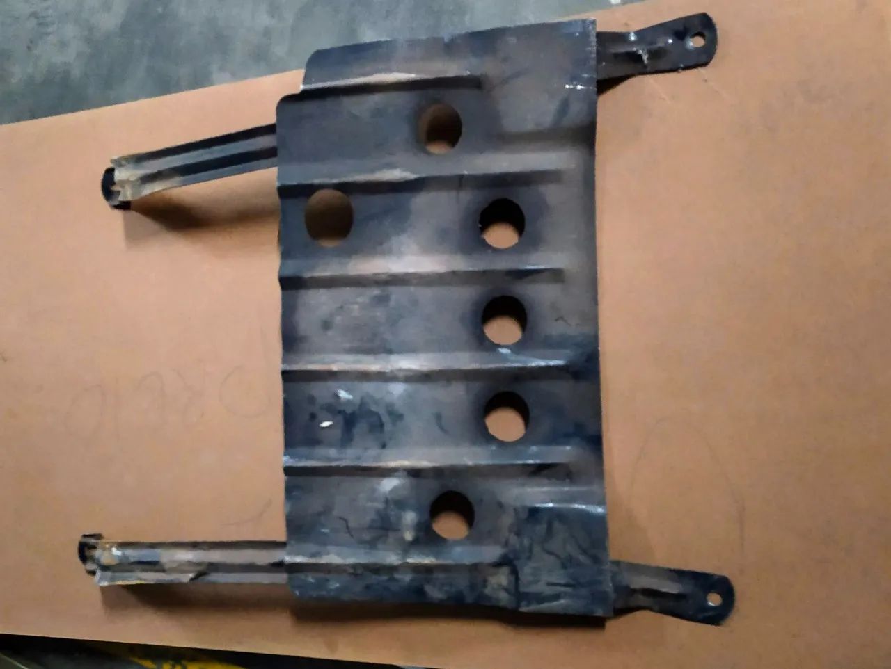 Peito de aço para carro de pequeno porte - Foto 3