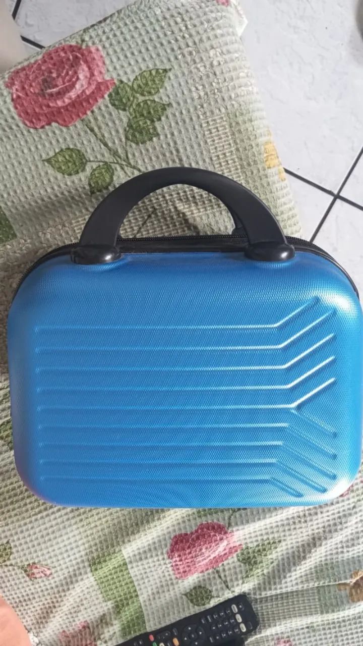 Frasqueira bagagem de mão em ABS Arara Dourada